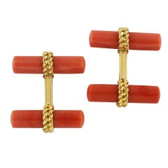 VAN CLEEF & ARPELS T-Bar Gold & Coral Cufflinks