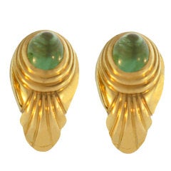 BOUCHERON Cabochon Peridot Gold Clip Earrings