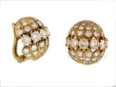 VAN CLEEF & ARPELS  Diamond Set Button Clip Earrings
