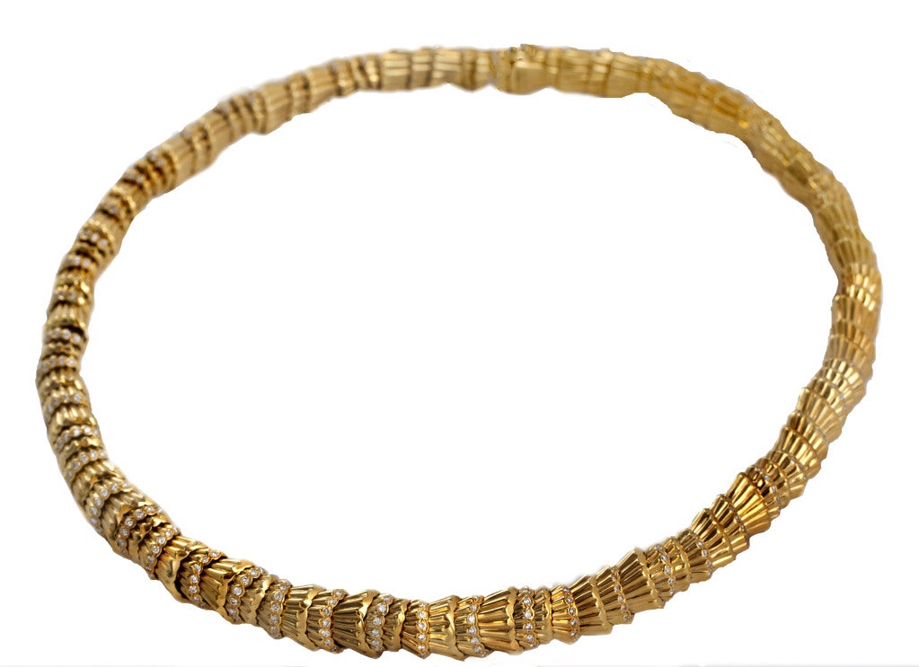 BOUCHERON " Frou Frou" Diamond and Gold Necklace