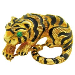 DAVID WEBB Emerald, Enamel & Yellow Gold Tiger Pin