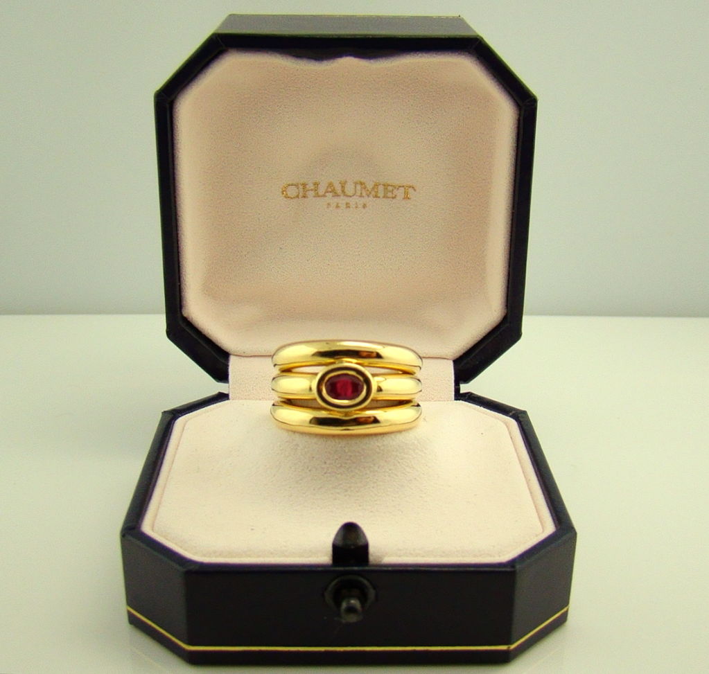 Chaumet Ruby & Yellow Gold Designer Ring 2