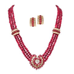 Burma Ruby Diamond Yellow Gold Necklace & Earrings Suite
