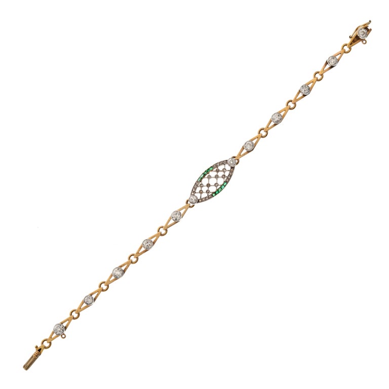 Sweet and feminine, this bracelet is an ideal example of Edwardian jewelry. For those who appreciate the sharp detail of art deco, yet prefer the warm look of yellow gold, the Edwardian period is an ideal choice. Crafted in yellow gold, with the