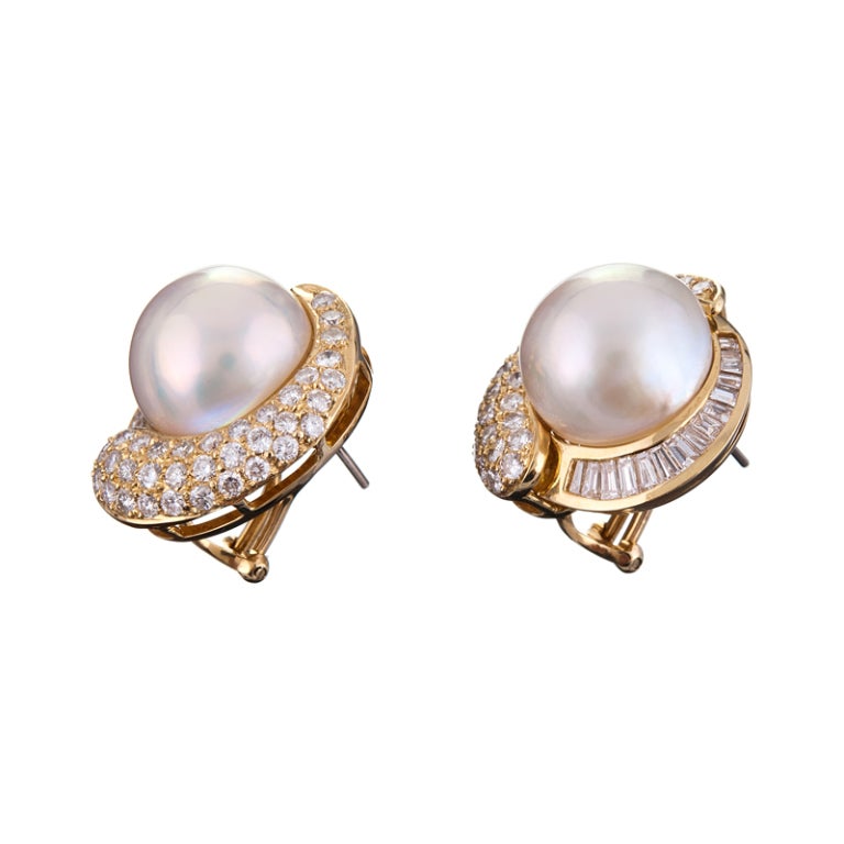 Lustrous Pearl Earrings with Round and Baguette Diamonds In Excellent Condition In Carmel-by-the-Sea, CA