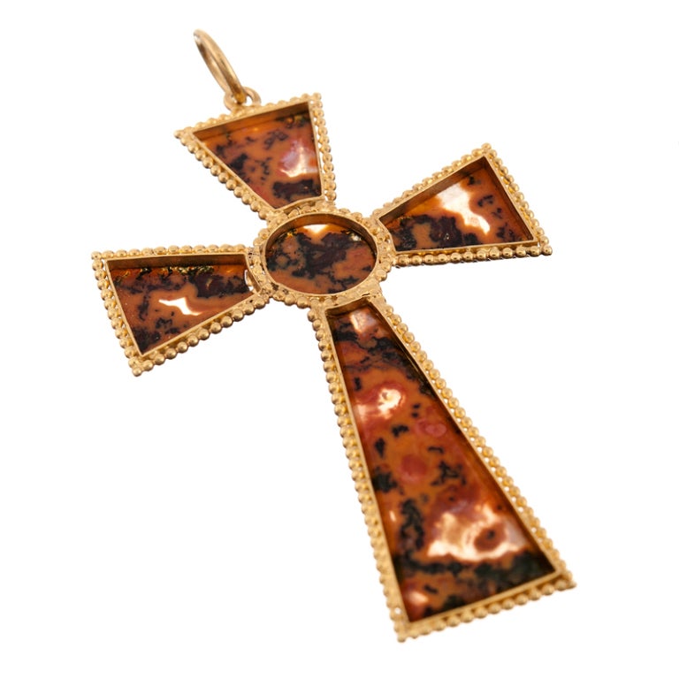Victorian Agate Cross Pendant, circa 1890 In Excellent Condition For Sale In Carmel-by-the-Sea, CA