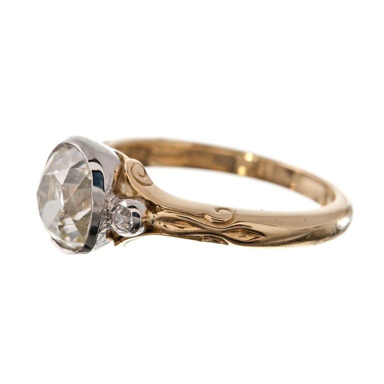 Antique oval diamond engagement rings