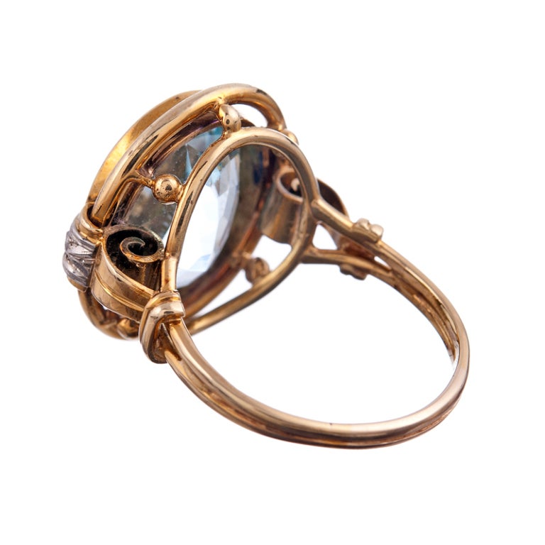 Women's 1940s 10ct Oval Aquamarine Ornate Scrolling Retro Ring