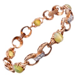 Yellow Gold and Platinum Bracelet with Cat's Eye and Diamond