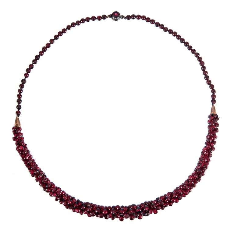 Victorian Antique Garnet Bead Necklace