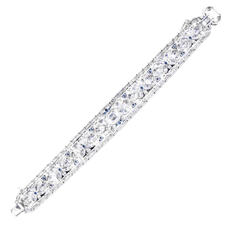 Incredible Diamond and Sapphire Art Deco Platinum Bracelet In Excellent Condition In Carmel-by-the-Sea, CA