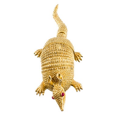 David Webb Ruby Eye Armadillo Yellow Gold Colossal Brooch