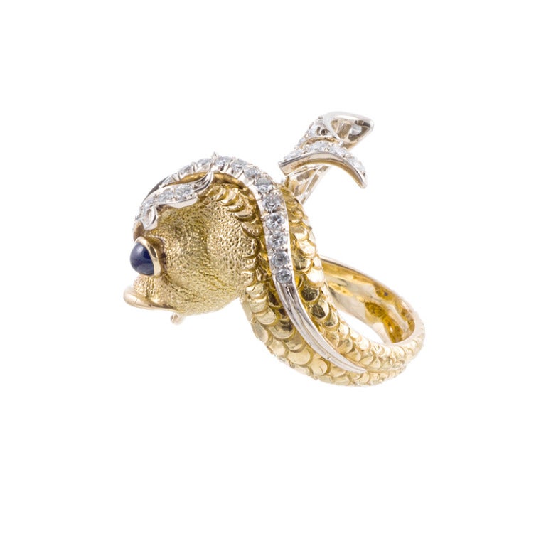 Sapphire and Diamond Sculptural Fish Ring In Excellent Condition In Carmel-by-the-Sea, CA