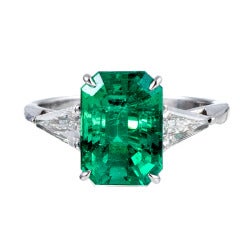 Classic 3.50 Carat Emerald and Trillion Diamond Ring