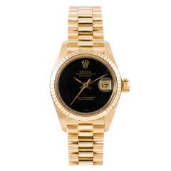 Retro Rolex Lady's Yellow Gold Datejust Wristwatch with Onyx Dial Ref 6917 1970s