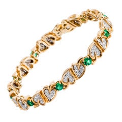 Charming Heart Motif Diamond and Emerald Yellow Gold Bracelet