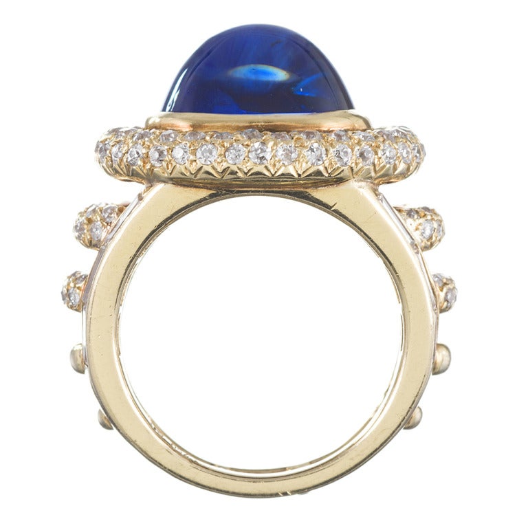 van cleef and arpels sapphire cabochon ring