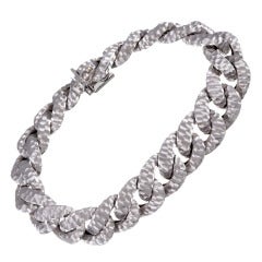 White Gold Hammered Link Bracelet