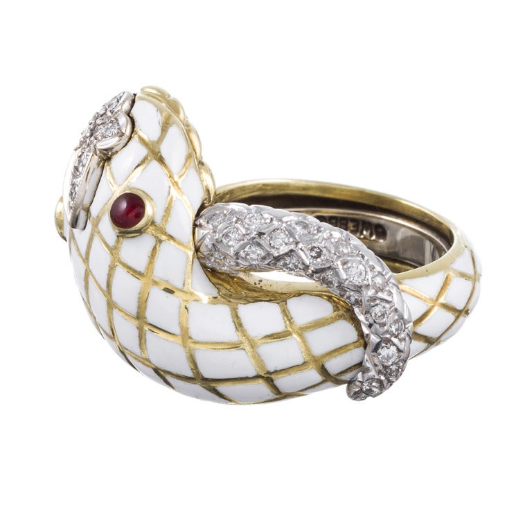 David Webb White Enamel Ruby Yellow Gold Snake Ring In Excellent Condition In Carmel-by-the-Sea, CA