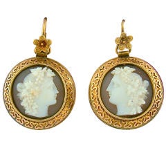 Antique Victorian 18K Yellow Gold Cameo Earrings