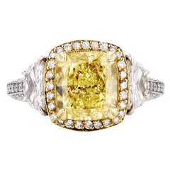 Fancy Yellow 3.15 Carat Diamond Ring