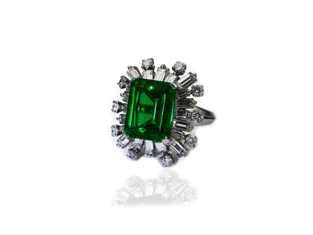 1940's Platinum Emerald & Diamond Ring