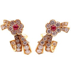 VAN CLEEF & ARPELS Diamond and Ruby Yellow Gold Flower Earrings