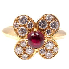 VAN CLEEF & ARPELS Diamond & Ruby Yellow Gold Flower Ring