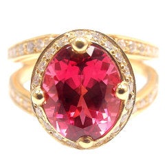 TEMPLE ST CLAIR 2.89CT Red Spinel & Diamond Yellow Gold Ring