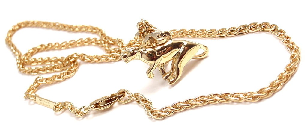 18k Yellow Gold Panther Pendant Link Chain Necklace by Cartier. This necklace comes with an original Cartier box.

Details: 
Chain Length: 16