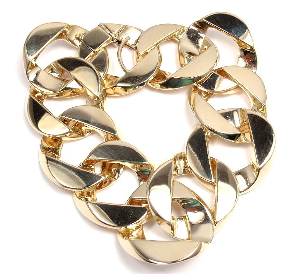 VERDURA Extra Large Heavy Curb-Link Yellow Gold Bracelet 1