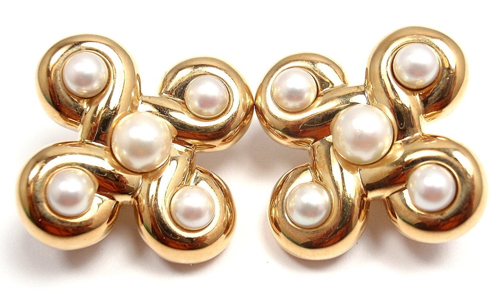CHANEL Pearl Yellow Gold Earrings 4