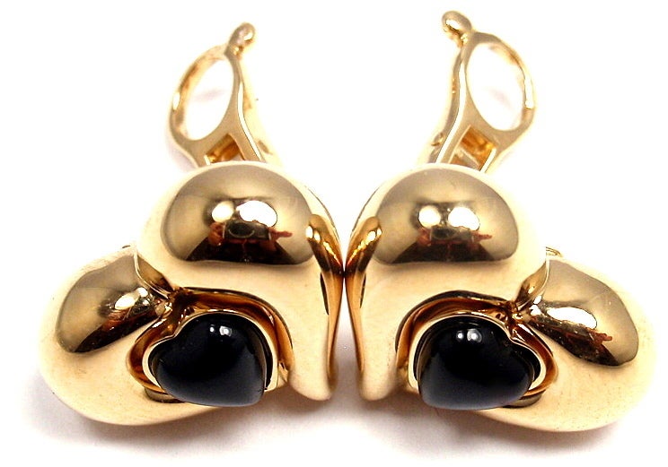 Women's VAN CLEEF & ARPELS Black Agate Heart Yellow Gold Earrings