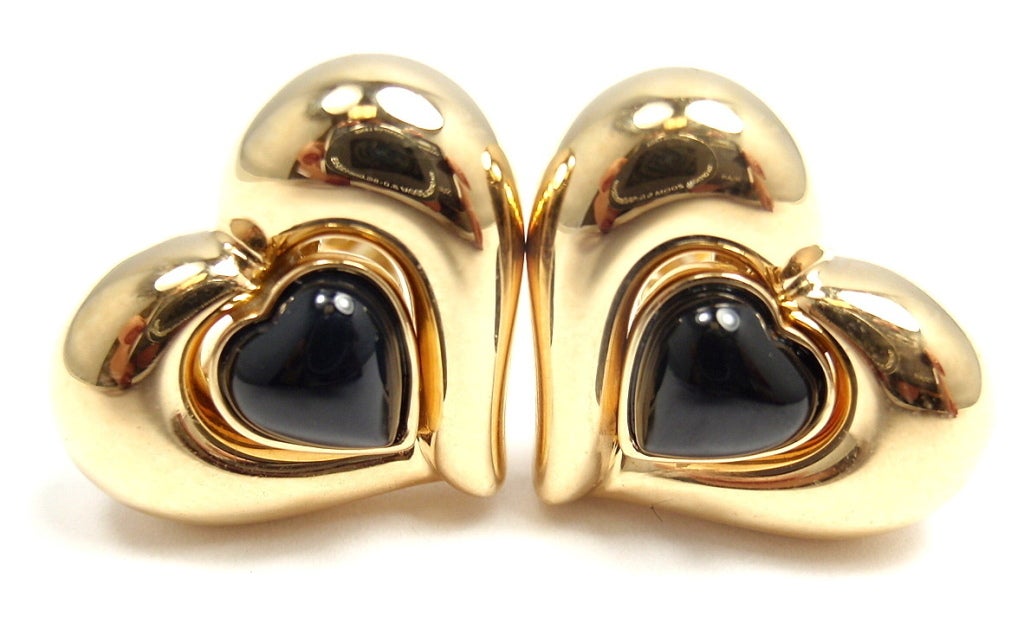 VAN CLEEF & ARPELS Black Agate Heart Yellow Gold Earrings 3