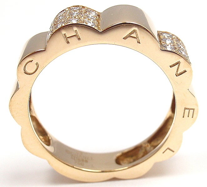 Fabulous Chanel Yellow Gold and Diamonds Band Ring.
Ring Size is 6 1/4 European 53 .
The weight is 6.2 grams
The width is 6mm
Hallmarks: Chanel 750 53 1I1688