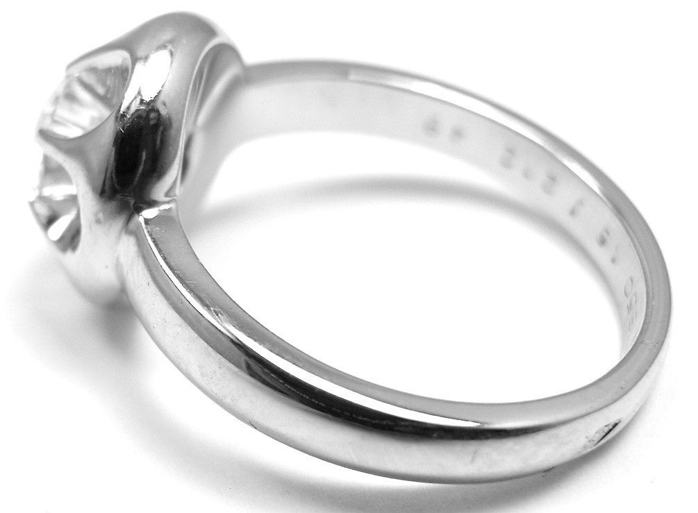 CHANEL platinum diamond solitaire flower ring 1