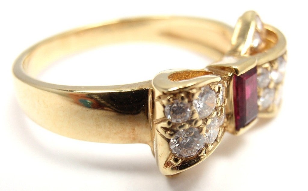 VAN CLEEF and ARPELS Diamond Ruby Bow Motif Yellow Gold Ring at 1stDibs ...