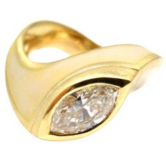 ANGELA CUMMINGS White Agate Yellow Gold Marquise Diamond Ring