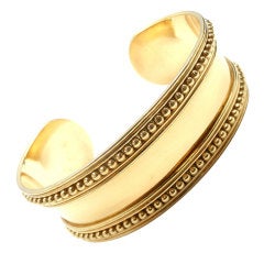 TEMPLE ST. CLAIR Classic Granulated Yellow Gold Cuff Bracelet