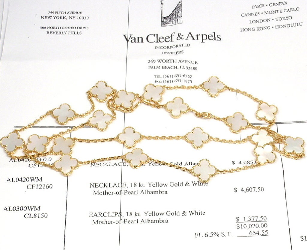 VAN CLEEF & ARPELS Alhambra Mother of Pearl Yellow Gold Necklace 2