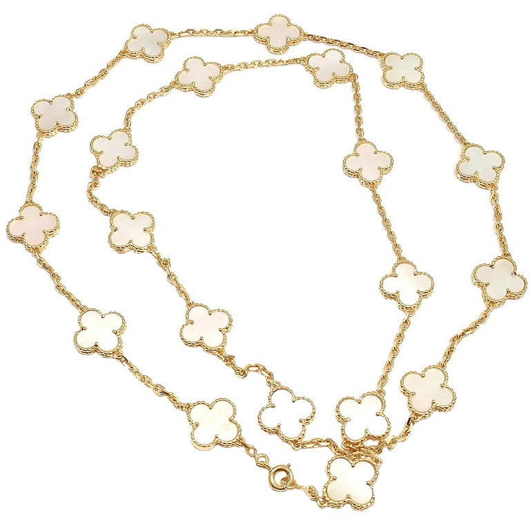 VAN CLEEF & ARPELS Alhambra Mother of Pearl Yellow Gold Necklace
