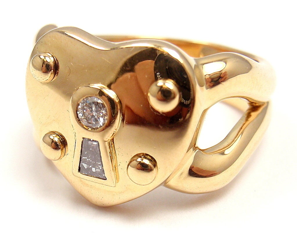 HERMES Diamond Keyhole Heart Yellow Gold RIng 1