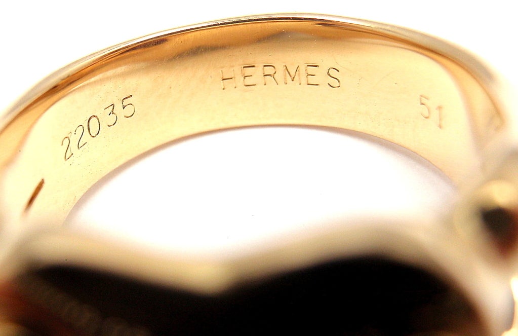 HERMES Diamond Keyhole Heart Yellow Gold RIng 3