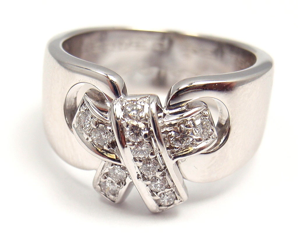 HERMES Diamond Bow White Gold Ring In New Condition In Holland, PA