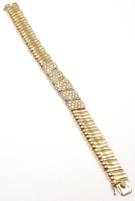 VAN CLEEF & ARPELS Diamond Yellow Gold Bangle Bracelet 2