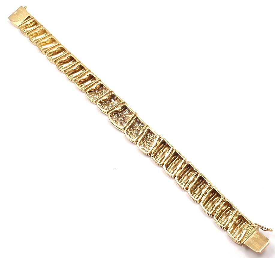 VAN CLEEF & ARPELS Diamond Yellow Gold Bangle Bracelet 3