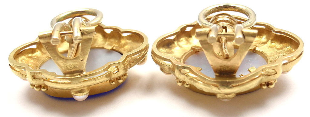 Elizabeth Locke Venetian Glass Intaglio Pearl Yellow Gold Earrings 2