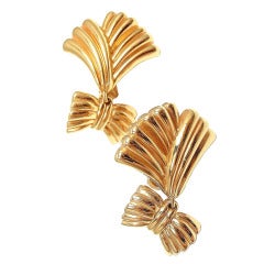 VAN CLEEF & ARPELS Yellow Gold Earrings