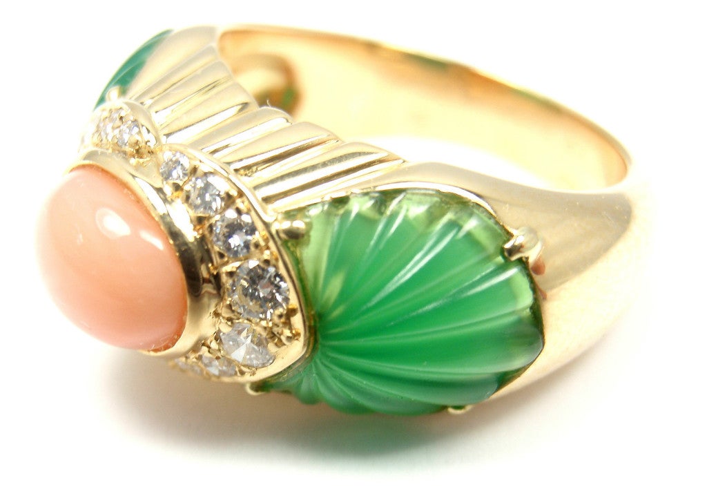 CARTIER Green Chalcedony Pink Coral Diamond Yellow Gold Ring