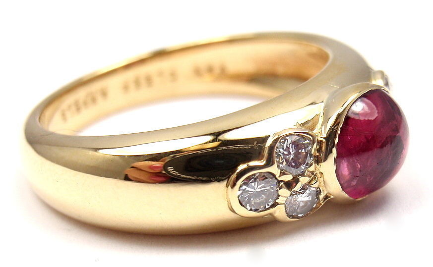VAN CLEEF & ARPELS Diamond Ruby Yellow Gold Ring